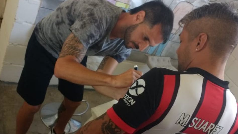 El reconocido futbolista reinició las visitas presenciales en Sierra Chica. Foto: gentilez SPB.