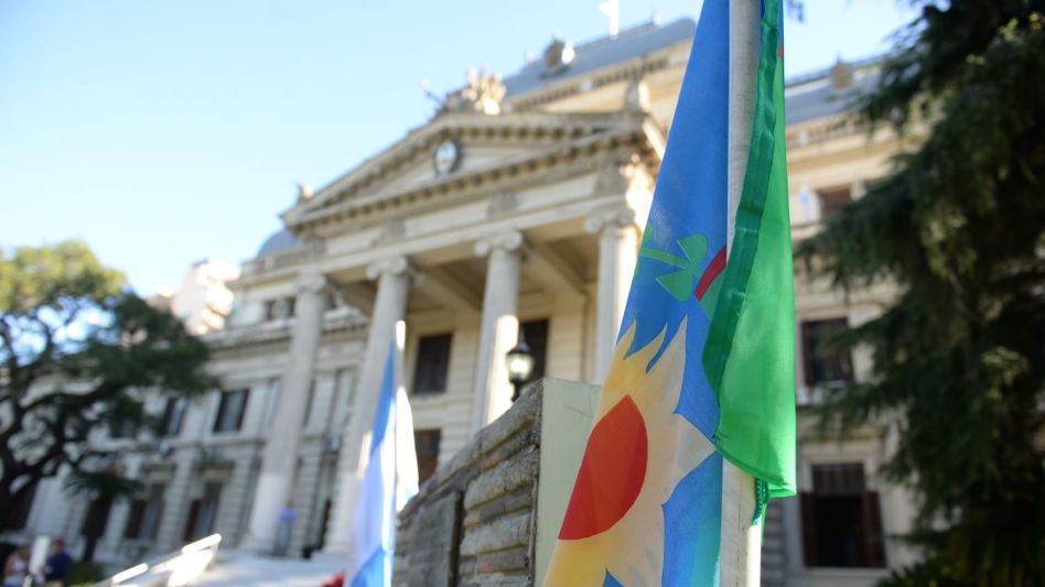 Proponen modificar la Constitución provincial para dar mayor autonomía a los municipios