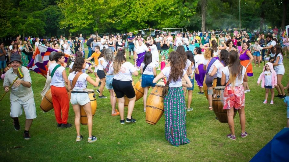 Algunos de los momentos que se vivieron el domingo por la tarde en el Parque Municipal. GENTILEZA MICAELA ORENGO