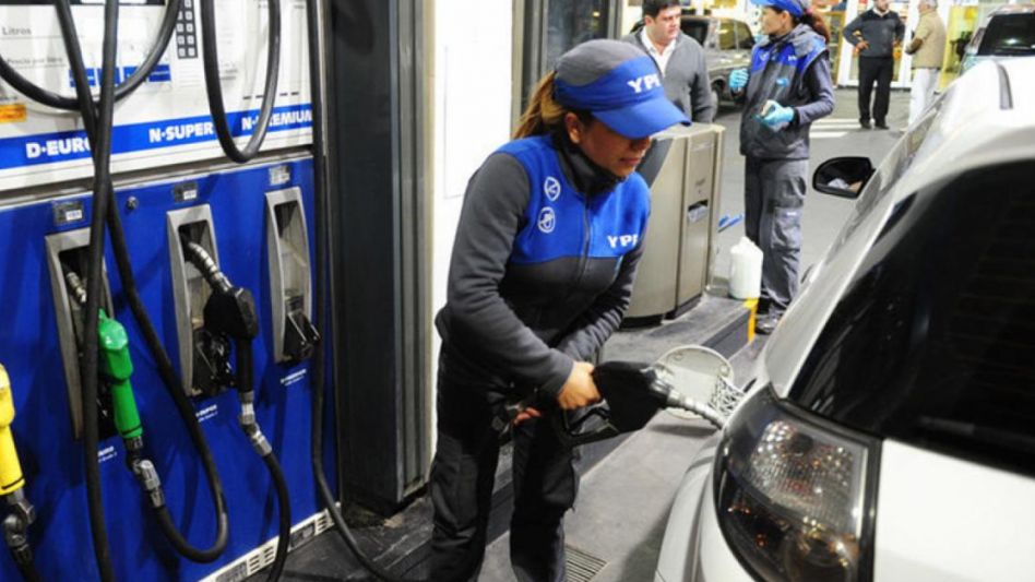 YPF aumenta los combustibles entre un 9,5% y un 11,5% en todo el país
