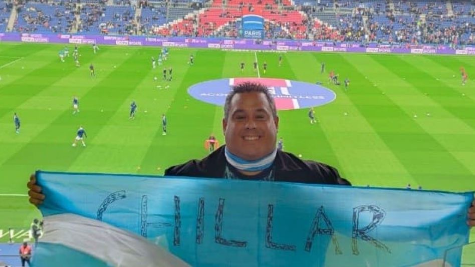 Esteban Ayala en París. Foto: gentileza BolaVip