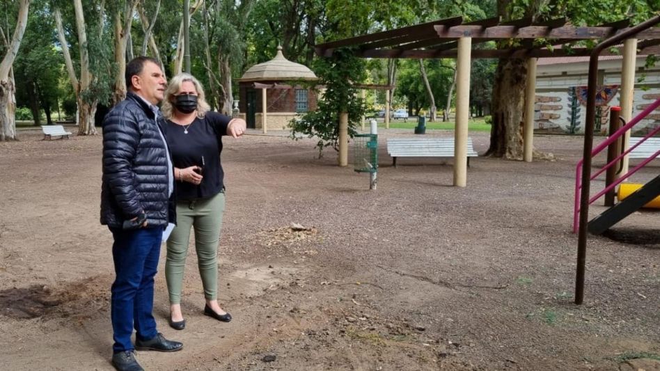 ?Esperamos poder esclarecer y conocer quiénes fueron los responsables de este daño a nuestro espacio público? le dijo a este diario la actual Secretaria de Gobierno, Fernanda Ibarra. PRENSA MUNICIPAL