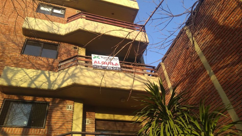 Martilleros bonaerenses, a favor de la creación de un impuesto a la vivienda ociosa
