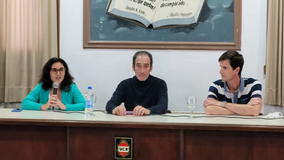 Leandro Halperin brindó una charla en el comité de la UCR
