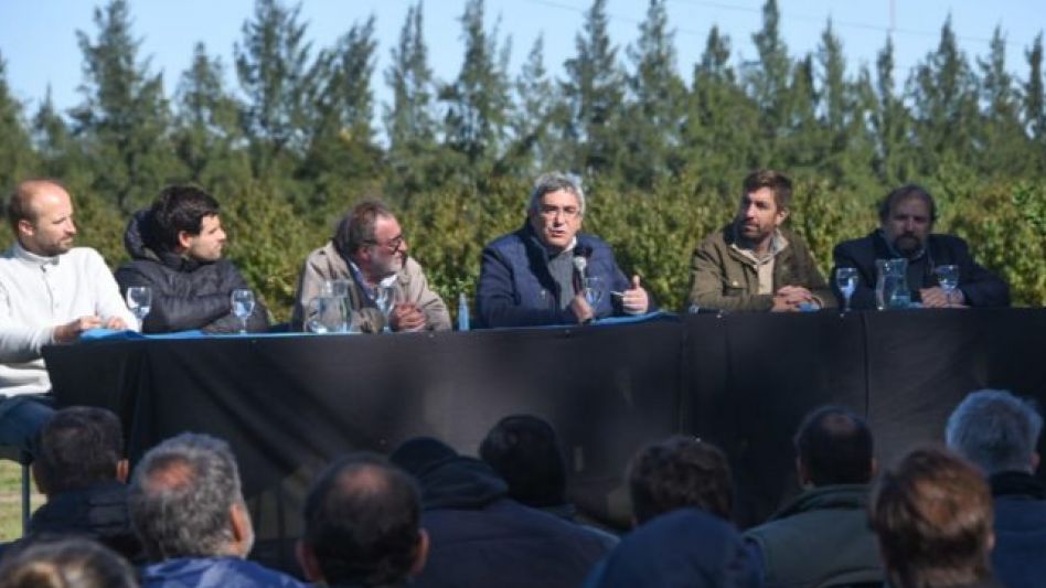 Con la presencia del ministro de Desarrollo Agrario de la provincia de Buenos Aires, Javier Rodríguez, se realizó en Mercedes el encuentro 