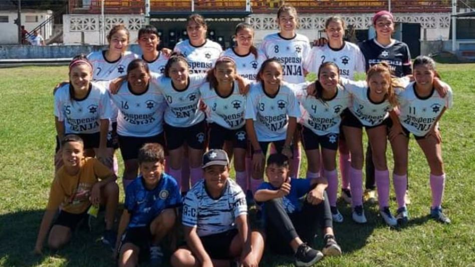 Las chicas de Athletic le ganaron a Vélez por 4 a 1 y continúan como líderes del Apertura de Fútbol Femenino. Foto: archivo.