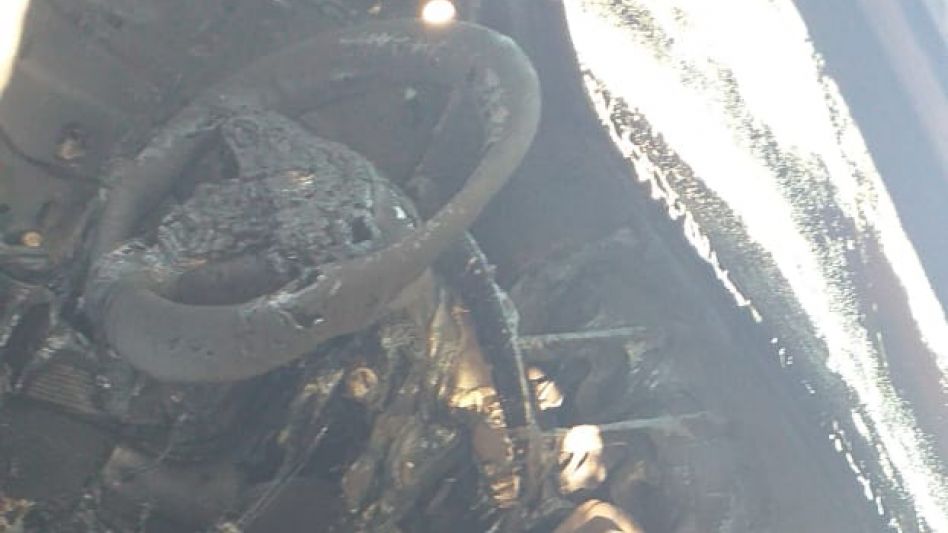 Incendio intencional destruyó un automóvil