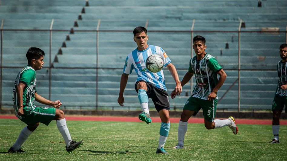 Gastón Borda el día de su debut en El Ciclón de la Liga Tirajeña de Bolivia. El Chiky buscará, después de mitad de año, el ascenso a la Primera División de ese país.  