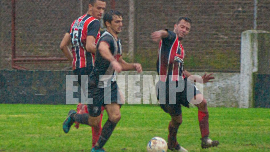 Chacarita le ganó, en el Emilio S. Puenta, a Alumni por 2 a 1 y lo dejo sin invicto. Foto: Nacho Correa.