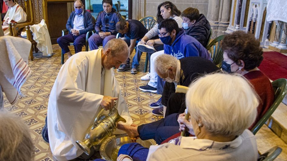 La misa vespertina del Jueves Santo, en Catedral.   NACHO CORREA  