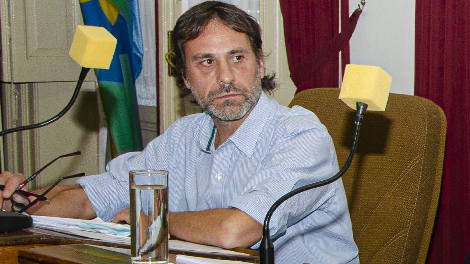 El concejal del Frente de Todos, Silvio Santillán, habló con diario EL TIEMPO sobre el proyecto de resolución que elevaron para ser tratado en la cuarta sesión ordinaria.    ARCHIVO/NACHO CORREA