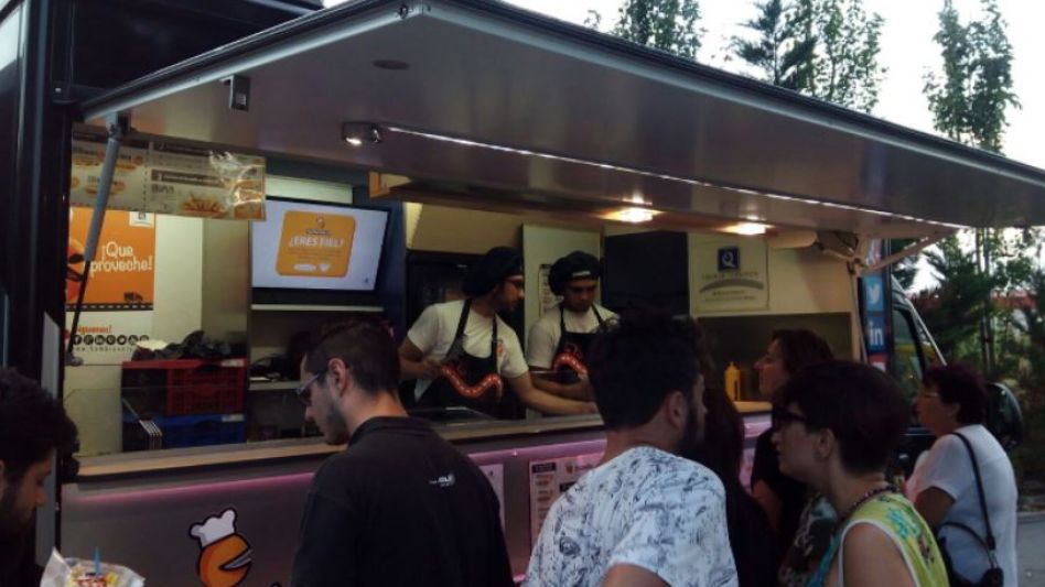 Impulsan un marco regulatorio para la actividad de food trucks en distritos bonaerenses
