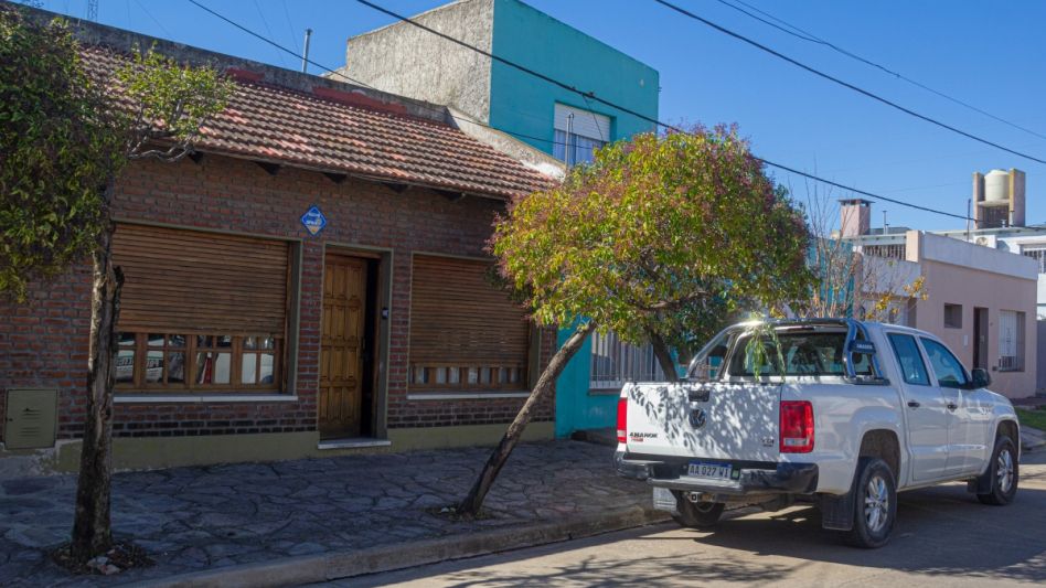 Una casa ubicada en Falucho entre 25 de Mayo y Moreno fue el lugar donde este robo sucedió. FOTOS: NICOLÁS MURCIA