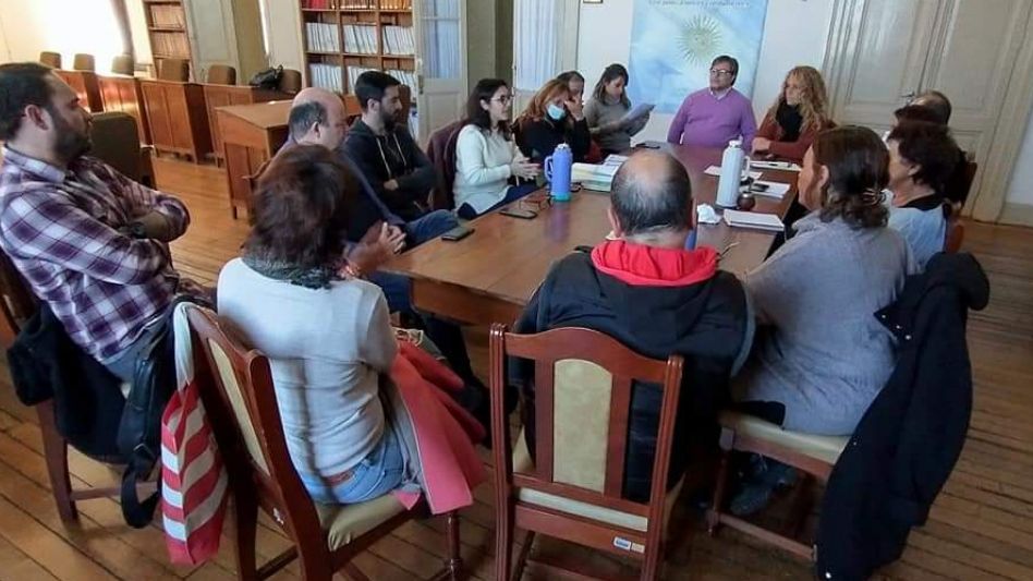 Impulsada por Evolución Radical, tuvo lugar una reunión en el Concejo Deliberante.