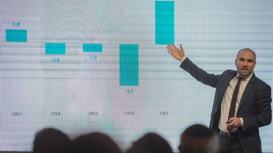 Ante empresarios, Guzmán descartó una baja rápida de la inflación