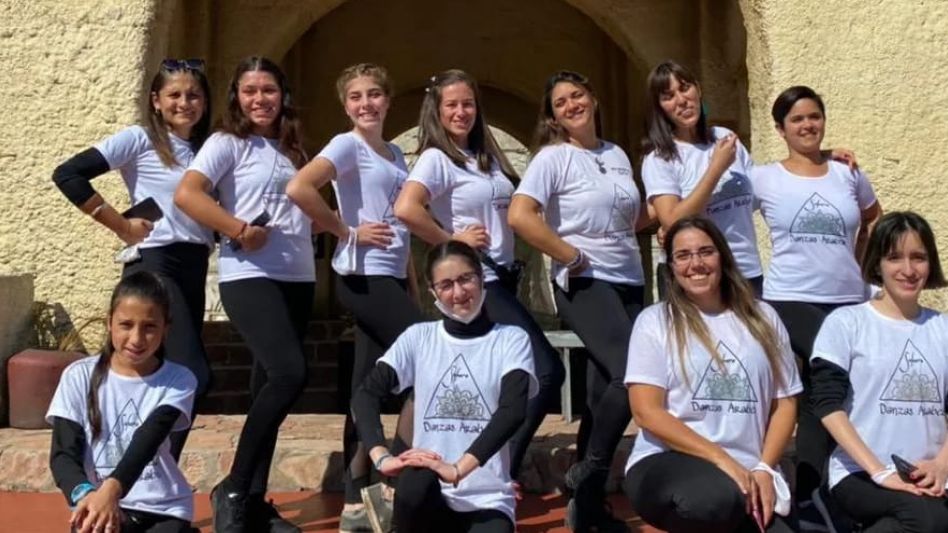 Algunas de las imágenes que reflejan la participación de la escuela en Tierra Santa.   GENTILEZA MELINA OÍZ. 