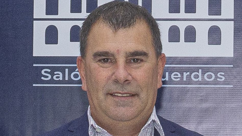 "Reafirmo el compromiso en continuar mejorando las   condiciones laborales de cada empleado comunal"