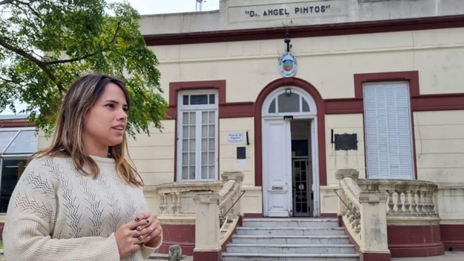 Estamos en conocimiento que se ha solicitado el pago en varias oportunidades y por carta documento, señaló la edil de Nuevo Azul Jéssica Córdoba.  NACHO CORREA
