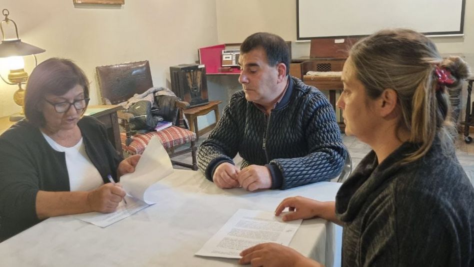 El pasado viernes se firmó un convenio de cooperación institucional, asistencia técnica y académica entre el Complejo Cultural Bartolomé J. Ronco y el Municipio.   PRENSA MUNICIPAL. 