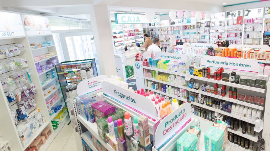 En el rubro Farmacia y Perfumería, las ventas crecieron 13,6% anual y 5% mensual. En relación a marzo, lo que más aumentó fue el consumo de antigripales, analgésicos y antibióticos.