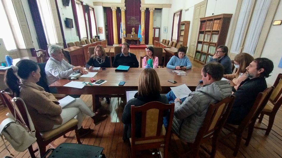 Concejales recibieron al titular de la COVIR