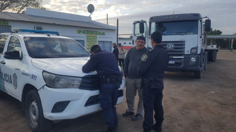 Un camionero encontró en la ruta, haciendo dedo luego de que se había perdido, a una mujer que vive en Chillar y desde el pasado lunes era buscada. SUBCOMISARÍA CHILLAR/PBA
