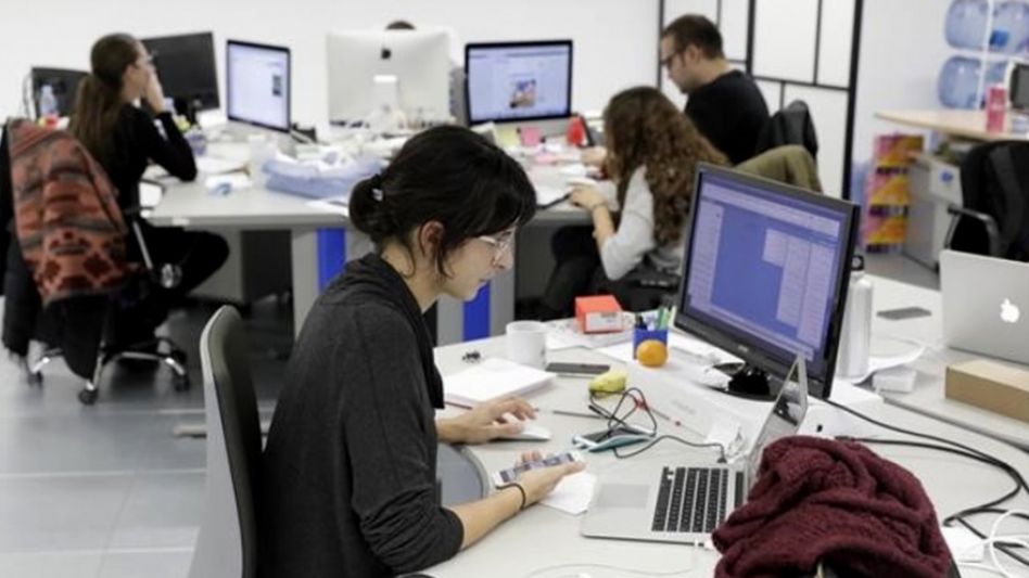 La participación de mujeres aumentó sólo 2% en los directorios de empresas del país