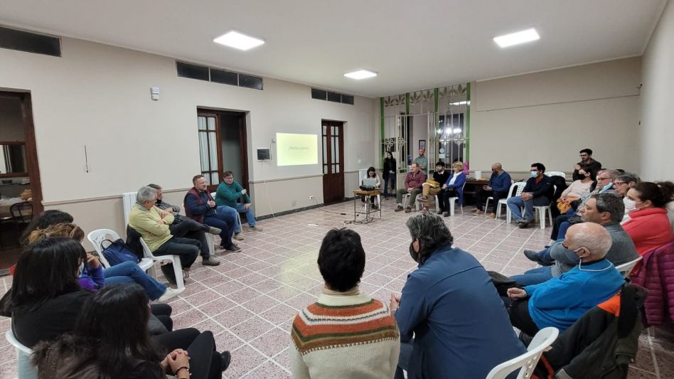 Referentes de la AECA y el IPPA se reunieron representantes de distintas instituciones vinculadas al desarrollo cultural de nuestro Partido. 