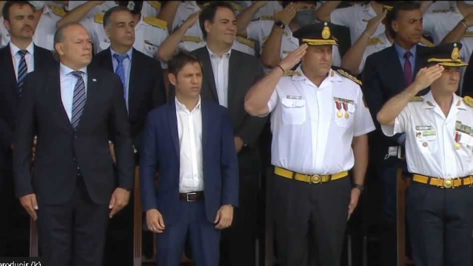 Kicillof anuncia en la semana un aumento salarial para la policía bonaerense