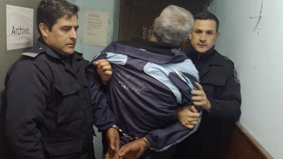 El acusado de estos hechos de violencia familiar y de género por los que ahora está detenido. Había sido detenido en Chillar este domingo que pasó. SUBCOMISARÍA CHILLAR/PBA