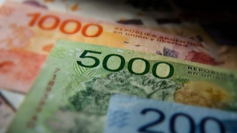 Lanzan nuevos billetes con imágenes de próceres pero no se sabe a quiénes incluirán