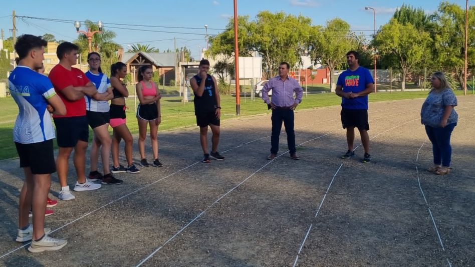 El Programa Municipal de Becas Deportivas  es una ayuda para acompañar la actividad de los deportistas de Azul. Foto: gentileza Prensa Municipal.
