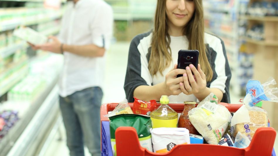 Se enfría el consumo: ventas en súper cayeron en marzo por primera vez en 10 meses