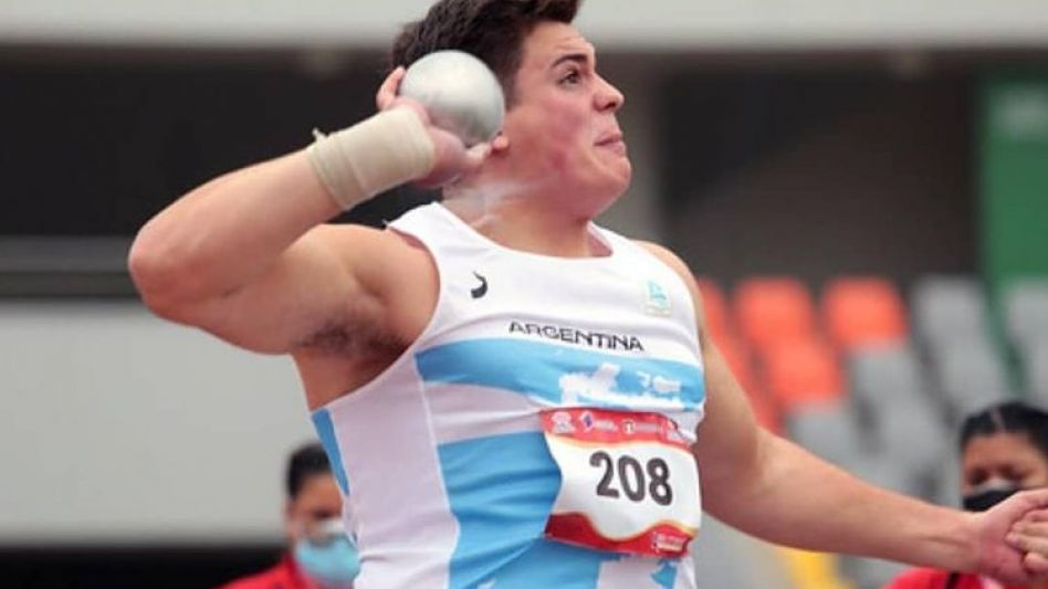 El atleta de Chillar, Juan Arrieguez, iba a competir en el Panamericano U20 de Brasil que fue cancelado. Foto: archivo.