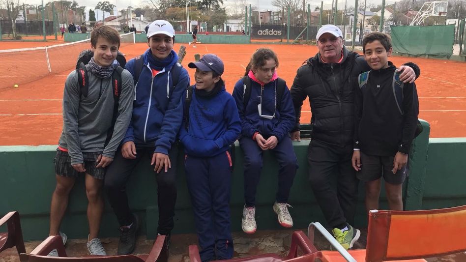 Más de diez azuleños participaron en un certamen que se desarrolló en Tandil. Foto: gentileza Remo.