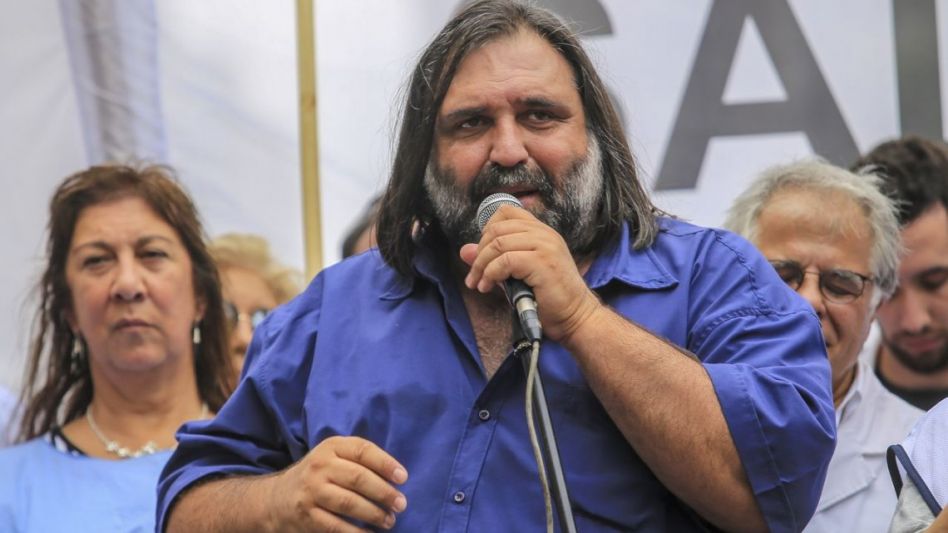 "Se están haciendo obras, es verdad, pero todavía faltan soluciones para escuelas", dijo Baradel