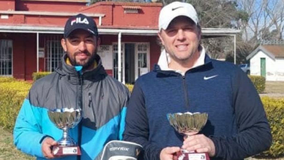 Diego Trueba y Santiago Camozzi se quedaron con el título del Campeonato del Club por Parejas. 