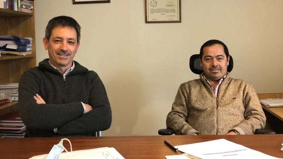 Los contadores Pedro Toso y Gerardo Champané tienen los conocimientos y la experiencia necesaria para garantizar su tranquilidad y el orden impositivo de su negocio.