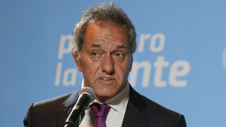 Scioli: "Hay que salir de la política de la especulación"