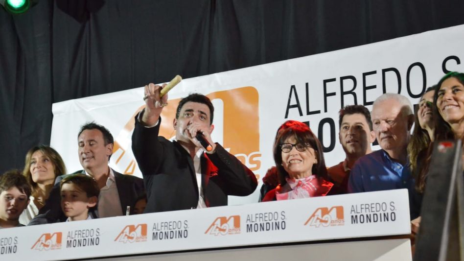 El martillo de Roberto Mondino y toda la alegría del 40° Aniversario de la casa fundada por Alfredo S. Mondino