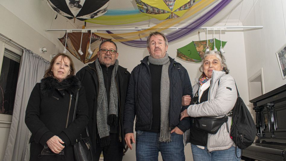 La arquitecta Cristina Malfa, Rubén Vera, arquitecto Pedro Delheye y Maria Helena Mazanniche. NACHO CORREA