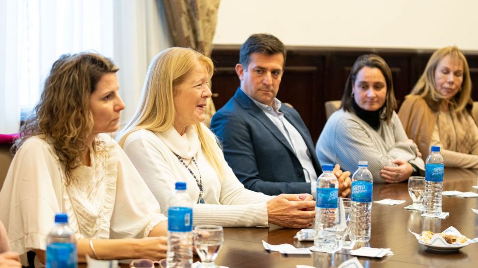 La senadora azuleña Lorena Mandagarán participó del encuentro de trabajo que encabezó la presidenta del Partido GEN, Margarita Stolbizer. PRENSA/JUNTOS-GEN