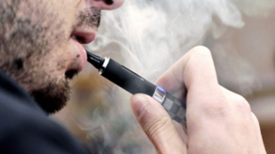 Cigarrillo electrónico en la mira: la FDA prohibió la venta en EE.UU.