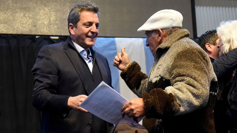 Massa: "Es momento de aportar soluciones"