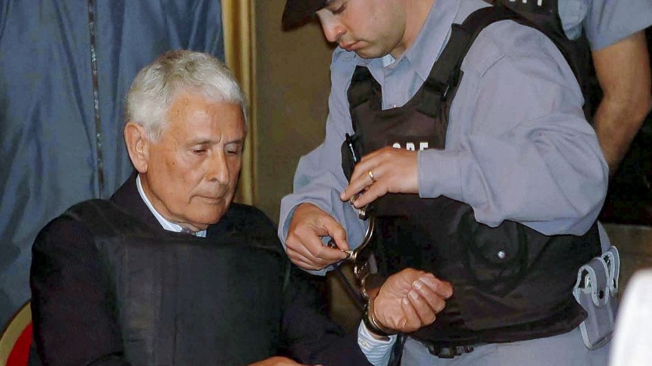 Murió el represor Miguel Etchecolatz, condenado en múltiples causas por delitos de lesa humanidad