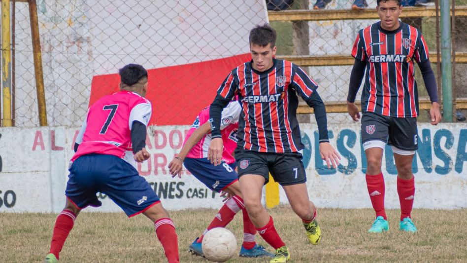 Se juega la ida en Sexta División y Fútbol Femenino  