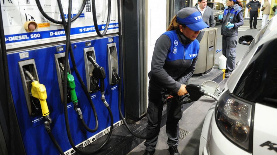 Gasoil: el Gobierno dice que está "mejorando el abastecimiento en todo el país"