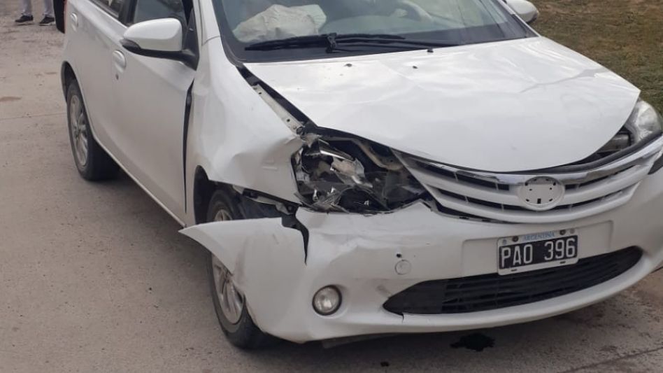  Chocaron dos automóviles en Urioste y Rauch