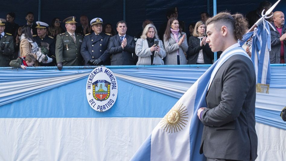 Azul conmemoró un nuevo aniversario de la   Declaración de la Independencia argentina 
