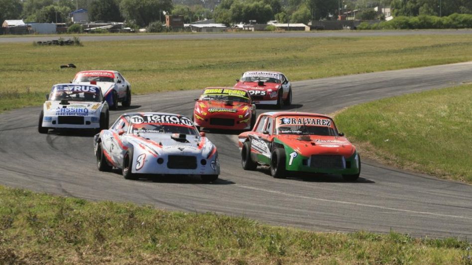 La APAC quiere llevar adelante una de las fechas de la temporada 2022 en el trazado azuleño, precisamente en el autódromo Oscar Mauricio Franco. Foto: GENTILEZA VERTIGOMOTORSPORT.